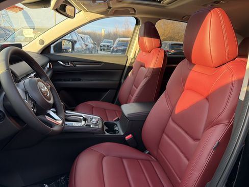 New 2025 MAZDA CX-5 Carbon Edition image 10