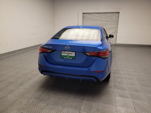 Used 2025 Nissan Sentra SV FWD image 7