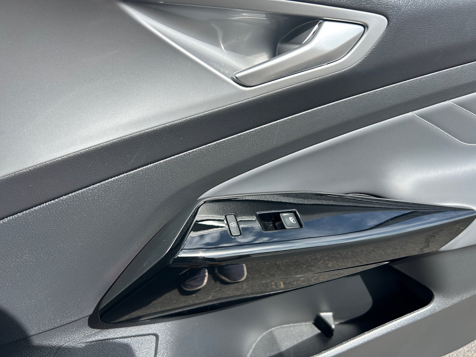 Certified 2023 Volkswagen ID.4 Pro S RWD image 16