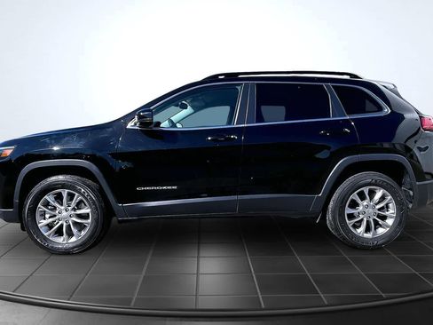 Used 2022 Jeep Cherokee Latitude Lux AWD/4WD image 3