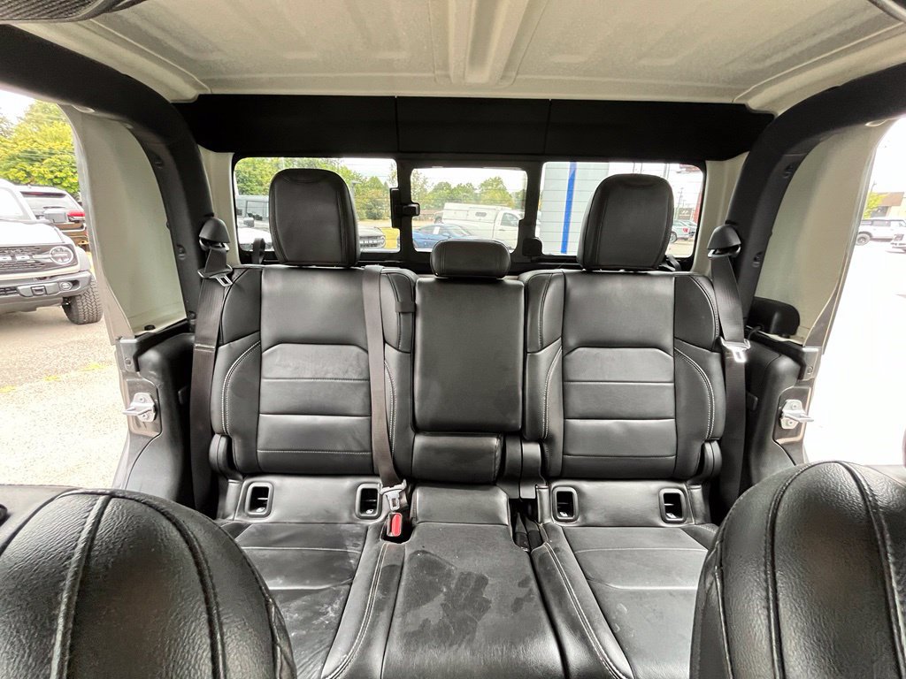 Used 2020 Jeep Gladiator Overland AWD/4WD image 13