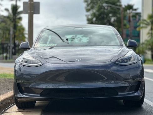 Used 2021 Tesla Model 3 Performance image 7
