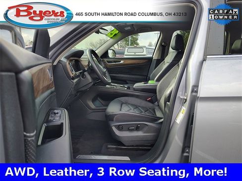 Used 2025 Volkswagen Atlas SE image 2