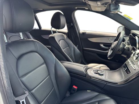 Used 2019 Mercedes-Benz C 300 Sedan image 15