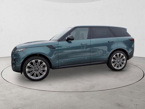 New 2025 Land Rover Range Rover Sport SE image 8