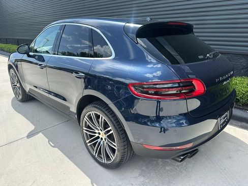 Certified 2018 Porsche Macan S AWD/4WD image 3
