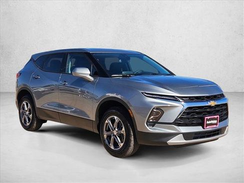 New 2026 Chevrolet Blazer LT FWD image 7