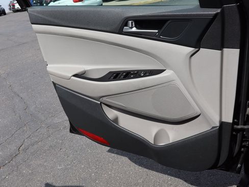 Used 2018 Hyundai Tucson SEL AWD/4WD image 28
