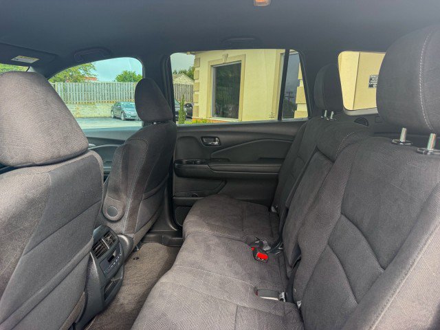 Used 2022 Honda Pilot Sport image 6