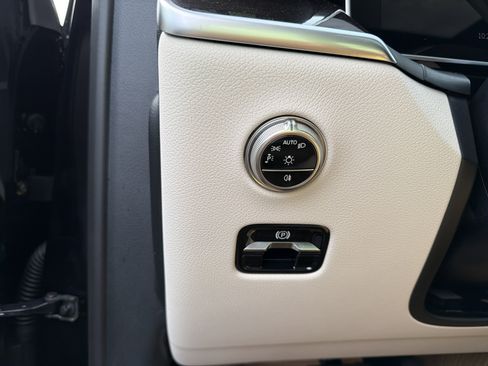 New 2026 Mercedes-Benz GLC 300 4MATIC image 15