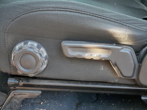 Certified 2019 Jeep Wrangler Unlimited Sahara image 23