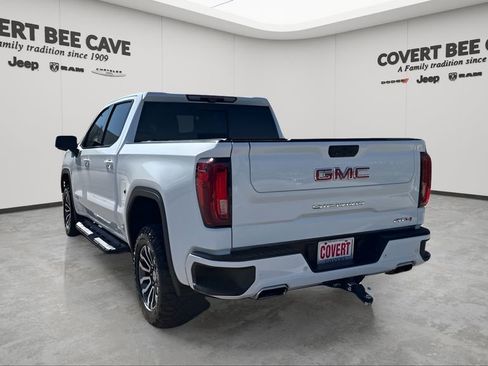Used 2022 GMC Sierra 1500 AT4 w/ AT4 Premium Package image 7