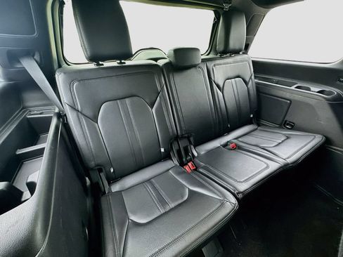 Used 2019 Ford Expedition Limited w/ Special Edition Package AWD/4WD image 31