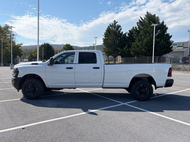 New 2026 RAM 3500 Tradesman w/ Commercial Features Package AWD/4WD image 25
