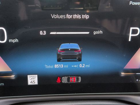 Used 2025 BMW 330i Sedan w/ Convenience Package image 22