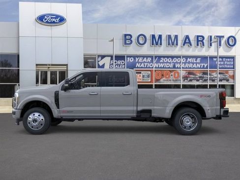 New 2026 Ford F450 Platinum w/ FX4 Off-Road Package AWD/4WD image 3
