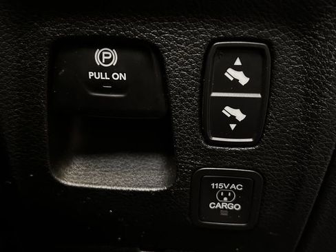 Used 2021 RAM 1500 Laramie w/ Laramie Southwest Edition image 25