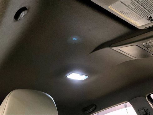 Used 2015 Toyota Tacoma Base w/ Limited Package image 21