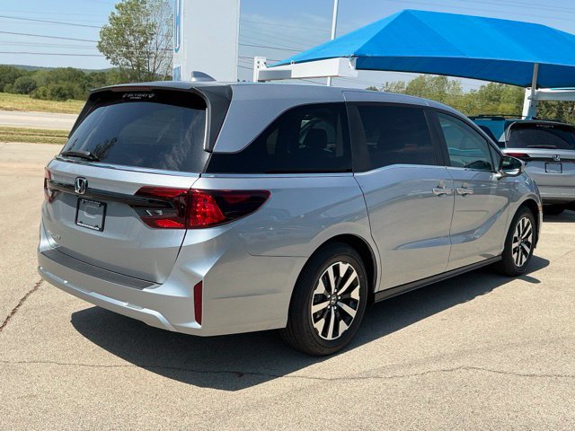 New 2026 Honda Odyssey EX-L image 3