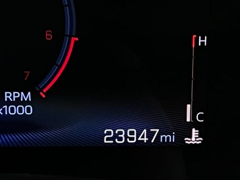 Used 2025 Chevrolet Trax LT image 15