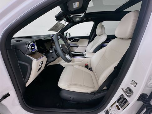 New 2026 Mercedes-Benz GLC 300 GLC 300 image 23