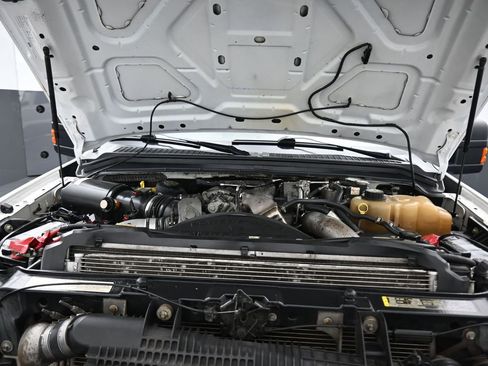 Used 2010 Ford F250 Lariat image 47