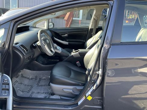 Used 2014 Toyota Prius Prime Base image 13