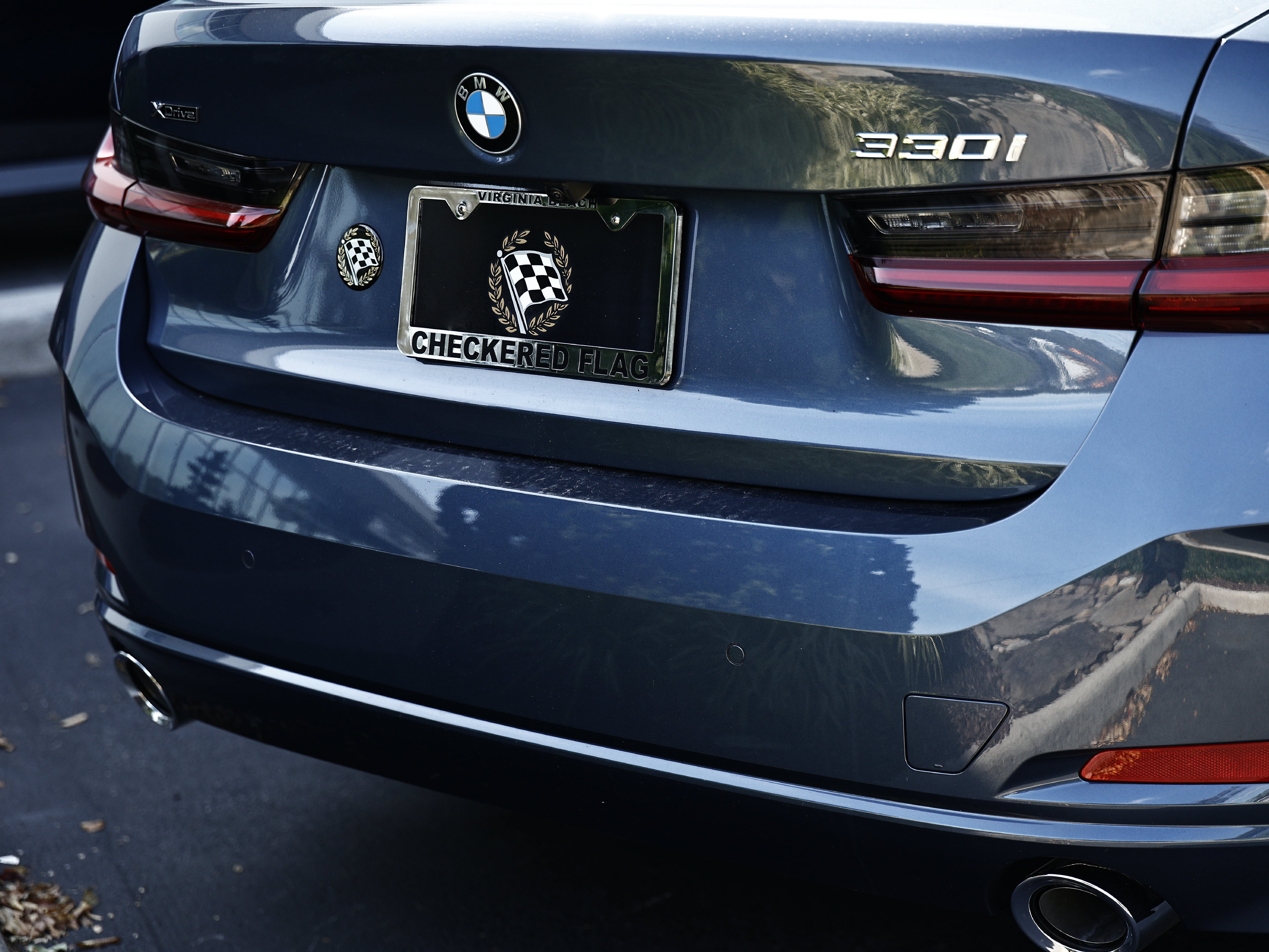 New 2026 BMW 330i xDrive Sedan w/ Premium Package AWD/4WD image 7