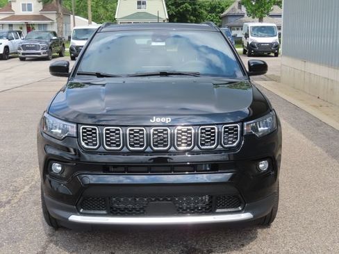 Used 2026 Jeep Compass Limited w/ Sun, Sound & Navigation Group AWD/4WD image 12