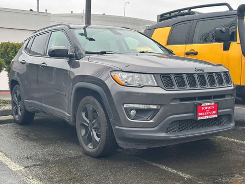 Used 2019 Jeep Compass Altitude image 3