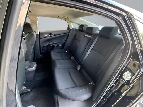 Used 2018 Honda Civic EX image 19