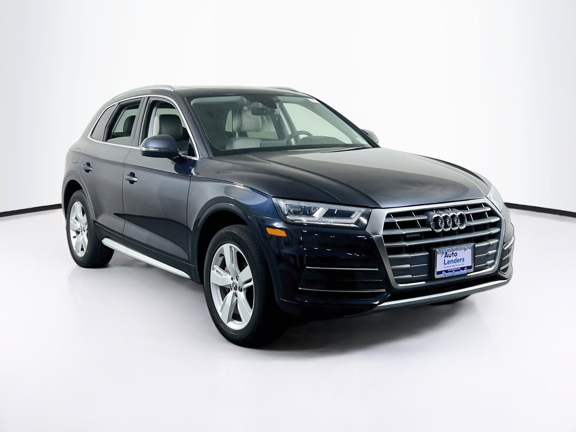 Used 2019 Audi Q5 2.0T Premium Plus w/ Premium Plus Package AWD/4WD image 3