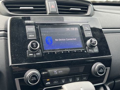 Used 2017 Honda CR-V LX image 25