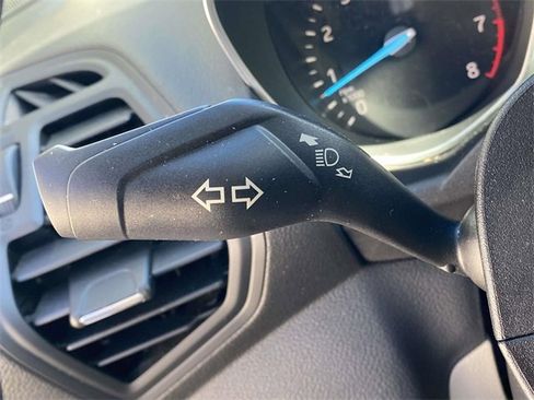 Used 2019 Ford Escape SEL image 22