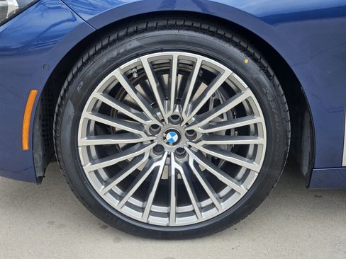 Used 2022 BMW 740i w/ Premium Package image 10