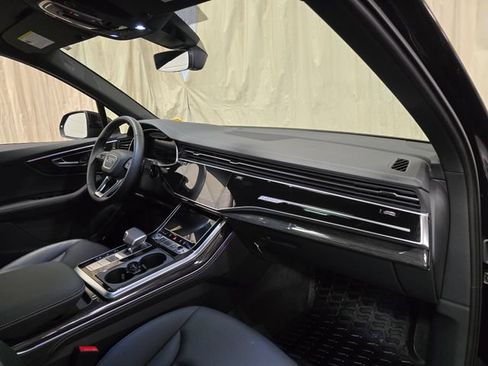 Used 2026 Audi Q7 3.0T Premium Plus w/ Premium Plus Package AWD/4WD image 42