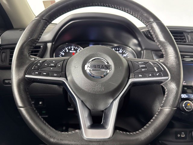 Used 2019 Nissan Rogue SV AWD/4WD image 18
