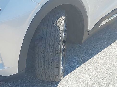 Used 2022 Chevrolet Bolt EUV Premier w/ Sun & Sound Package image 31