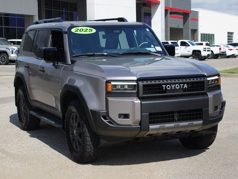 Used 2025 Toyota Land Cruiser AWD/4WD image 24