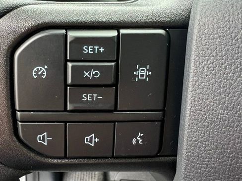 New 2025 Ford F550 XL image 17