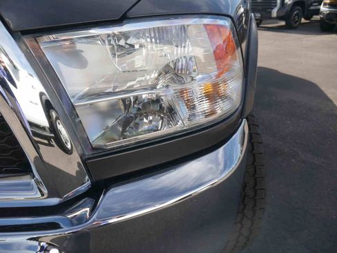 Used 2017 RAM 2500 Tradesman w/ Chrome Appearance Group AWD/4WD image 25