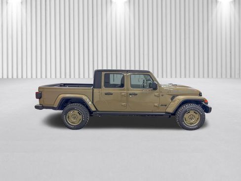 New 2026 Jeep Gladiator Sport image 3