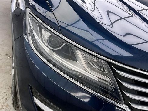 Used 2017 Lincoln MKC Select w/ Select Plus Package AWD/4WD image 25