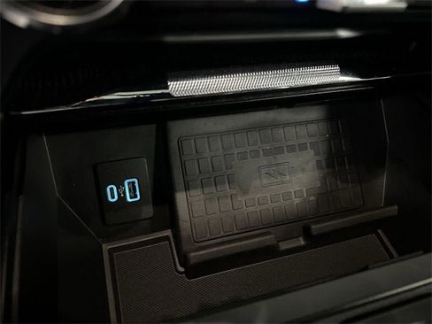 Used 2022 Ford F150 Platinum w/ Equipment Group 701A High image 36