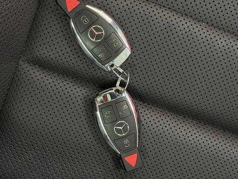 Used 2017 Mercedes-Benz E 400 4MATIC Coupe image 16