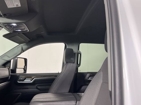 Used 2024 GMC Sierra 3500 SLE image 25