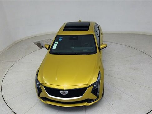 Used 2025 Cadillac CT5 V w/ Technology Package image 76