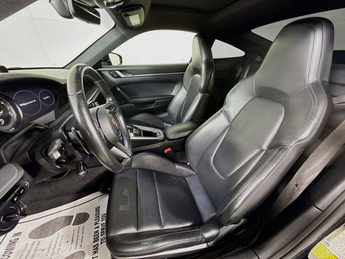 Certified 2020 Porsche 911 Carrera S image 5