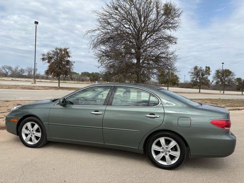 Used 2005 Lexus ES 330 image 6