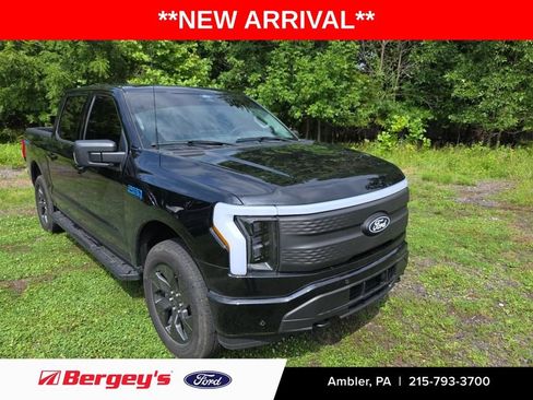 Used 2024 Ford F150 Lightning Flash AWD/4WD image 1
